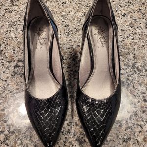 LifeStride Black Pumps- 8.5/ Medium